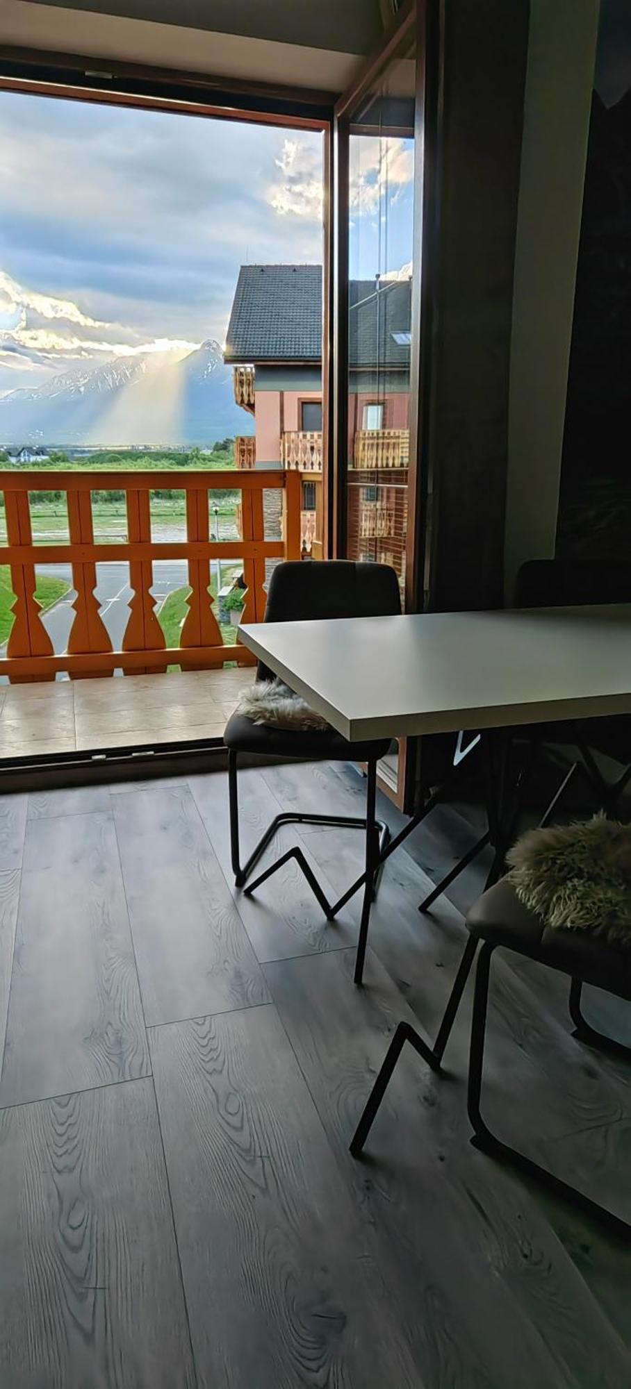Apartment Fimm Vel'ka Lomnica Exteriör bild